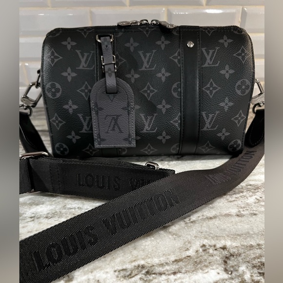 Louis Vuitton City Keepall in Monogram Eclipse canvas - Picture 3 of 10